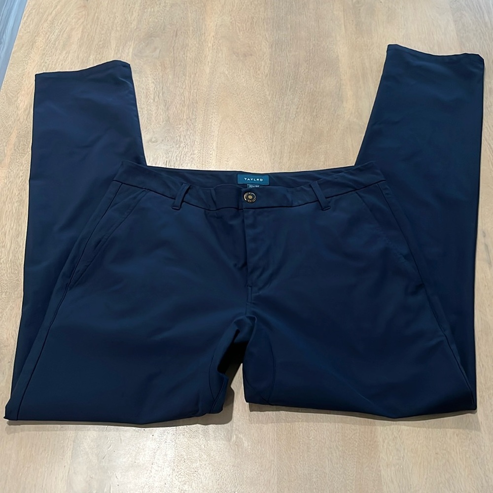 Men’s Navy Taylrd tech pant